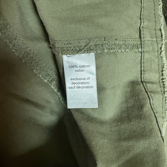 4/$15 Maurices Olive Floral Utility Jacket - Picture 6 of 6